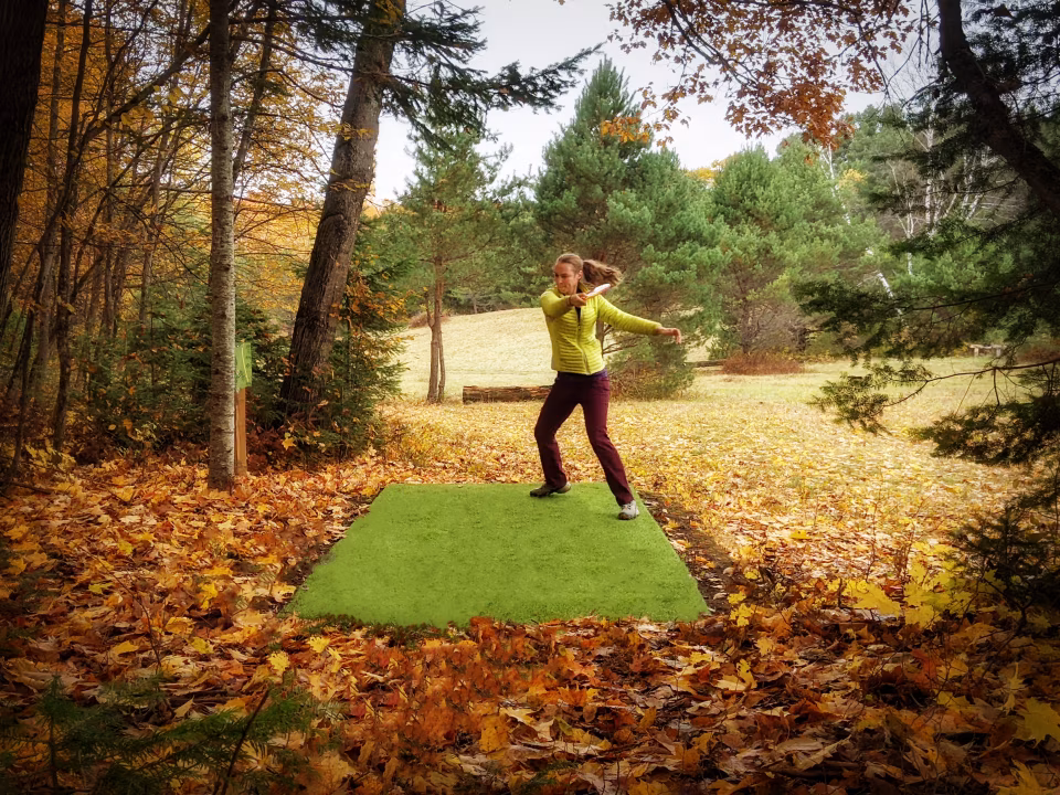 Teeing Off on 12 at Wolf Tracks at Bondi Cottage Resort